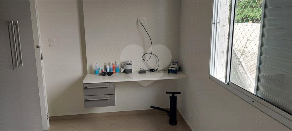 Sobrado à venda com 3 quartos, sendo 1 suíte, em Vila Constança, São Paulo, SP