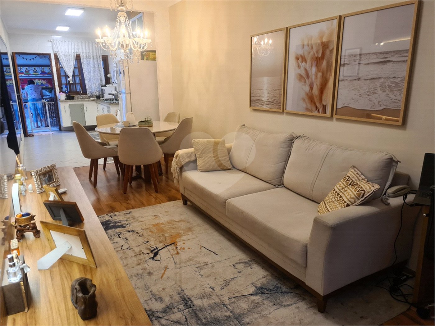 CASA A VENDA EM CONDOMINIO FECHADO RESIDENCIAL BELL PARK, JARDIM UIRA, 2 DORMITORIOS SENDO 1 SUÍTE,