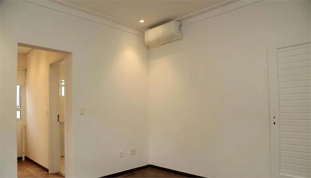 Casa à venda com 4 suítes no condomínio Residencial Morumbi, São Paulo - SP