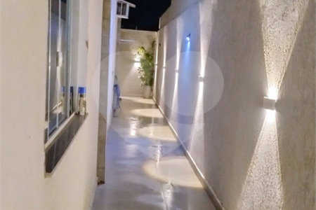 Casa à venda com 3 quartos, sendo 2 suítes, no condomínio Planície do Araguaia, Rio de Janeiro - RJ