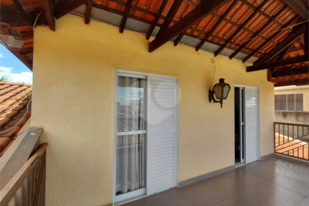 Sobrado à venda com 4 quartos, sendo 1 suíte,  em Parque dos Lagos, Ribeirão Preto, SP