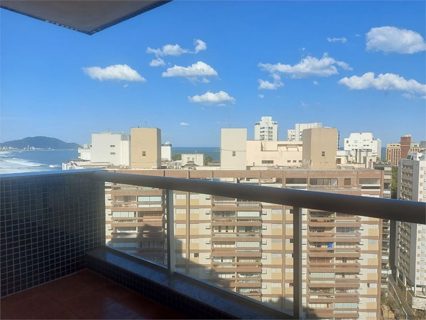 Apartamento Residencial à venda, Pitangueiras, Guarujá - AP1677.