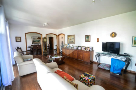 Apartamento à venda com 4 quartos, sendo 1 suíte, em Tijuca, Rio de Janeiro, RJ
