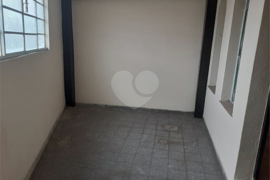 Sobrado à venda com 6 quartos, sendo 1 suíte,  em Jardim Las Vegas, Guarulhos, SP