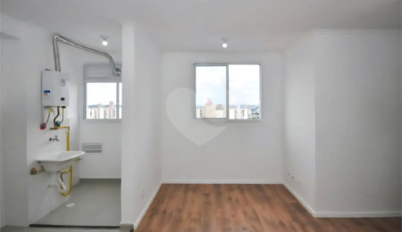 Apartamento à venda com 2 quartos em Jardim Maria Duarte, São Paulo, SP