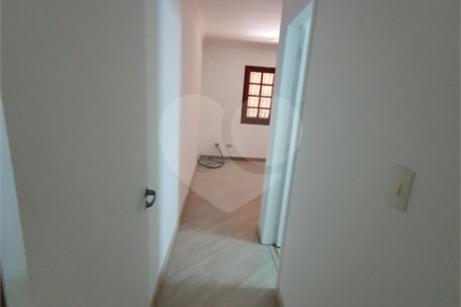 Sobrado à venda com 4 quartos, sendo 2 suítes,  em Santana, São Paulo, SP
