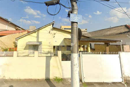 Casa à venda com 2 quartos no Centro, Poá, SP