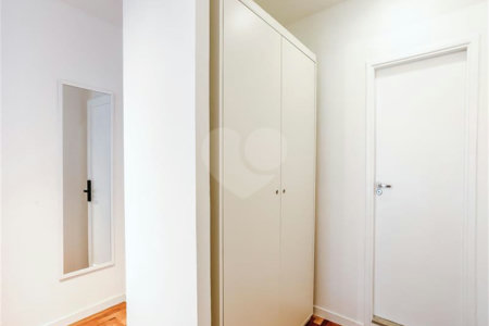 Apartamento à venda com 3 quartos, sendo 1 suíte, em Itaim Bibi, São Paulo, SP