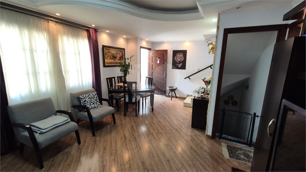 Casa à venda com 3 quartos, sendo 1 suíte, no condomínio Indefinido_ernani Pinto_439, São Paulo - SP