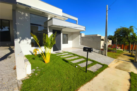 Casa à venda com 3 quartos, sendo 1 suíte,  no condomínio Terras de São Francisco, Sorocaba - SP