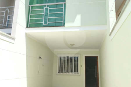 Sobrado à venda com 3 quartos, sendo 1 suíte, em Chora Menino, São Paulo, SP