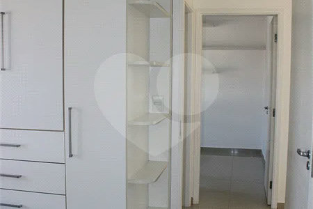 Apartamento à venda com 2 quartos, sendo 1 suíte, no Centro, Vinhedo, SP