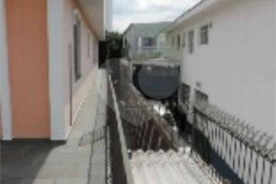 Sobrado à venda com 4 quartos em Vila Ipojuca, São Paulo, SP