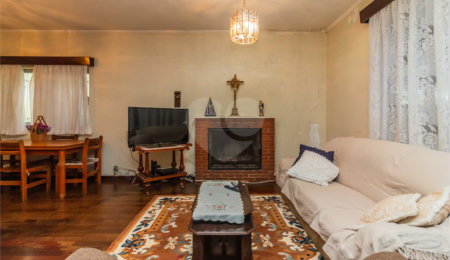 Sobrado à venda com 4 quartos, sendo 1 suíte,  em Tremembé, São Paulo, SP