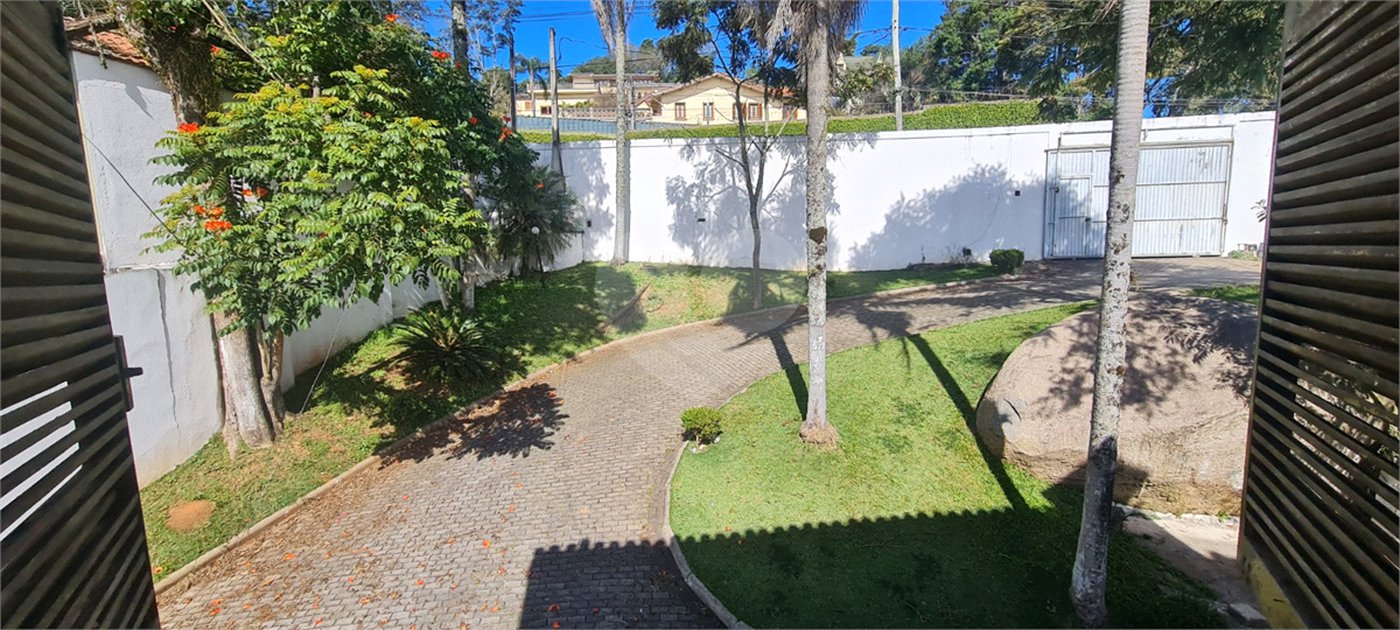 Casa à venda com 5 suítes em Roseira, Mairiporã, SP
