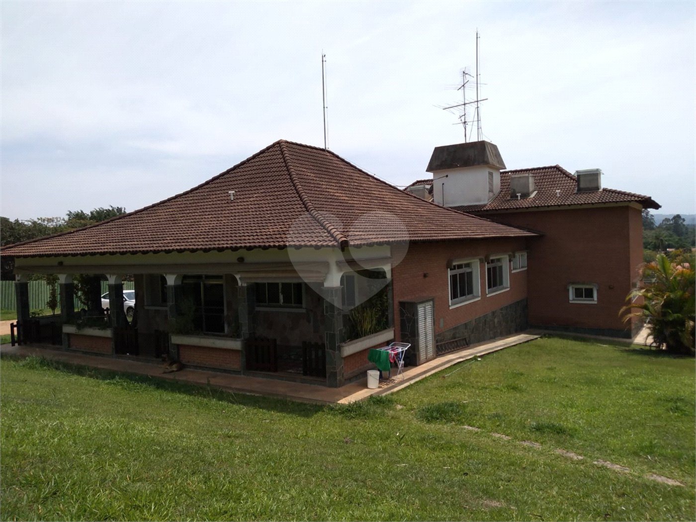 Chácara à venda com 5 quartos, sendo 3 suítes, em Chácaras São Bento, Valinhos, SP