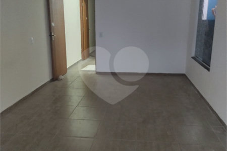 Casa à venda com 2 suítes no condomínio Residencial Rubi, Mogi das Cruzes - SP