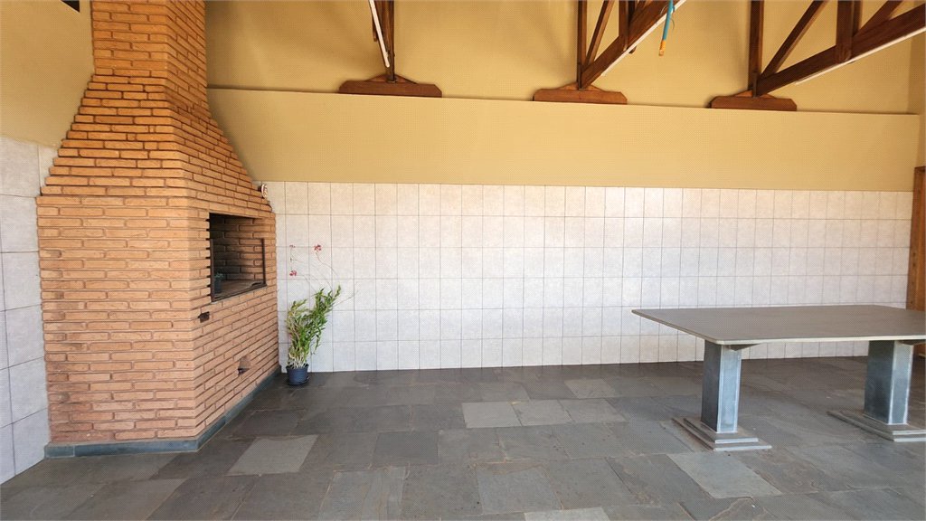 Casa à venda com 3 quartos, sendo 2 suítes, em Jardim Europa (vila Xavier), Araraquara, SP