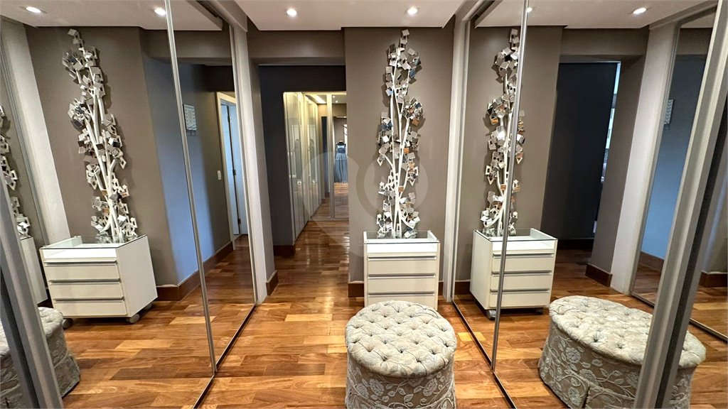 Apartamento à venda com 4 quartos, sendo 3 suítes,  em Santana, São Paulo, SP