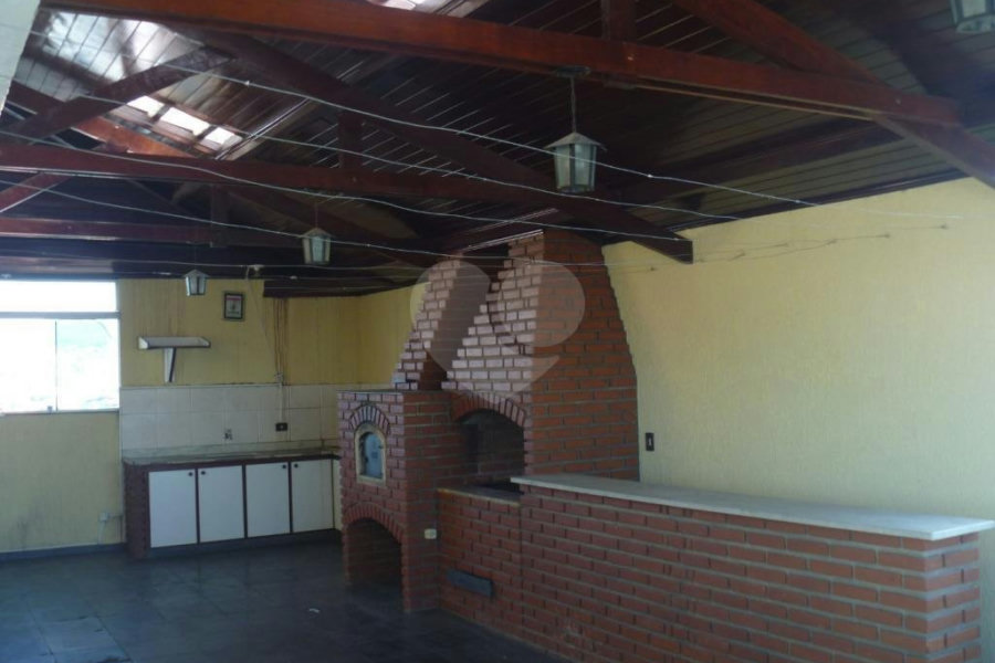 Sobrado à venda com 3 quartos, sendo 1 suíte, no Brasilândia, São Paulo, SP