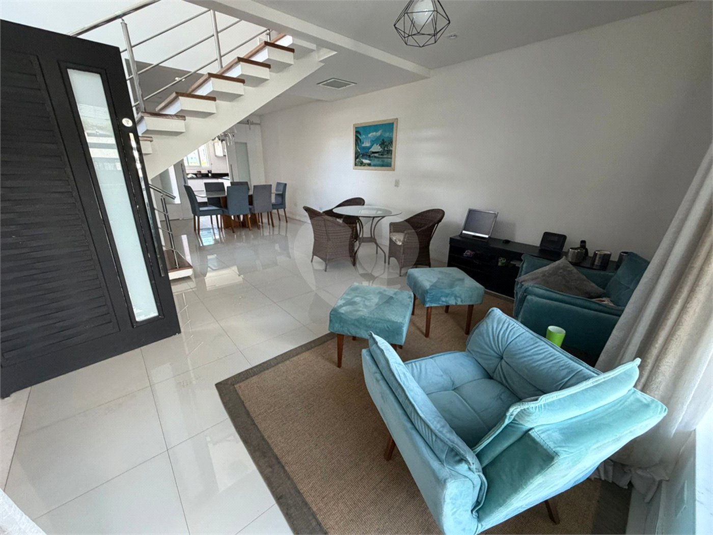 Casa à venda com 3 suítes em Vila Augusta, Guarulhos, SP