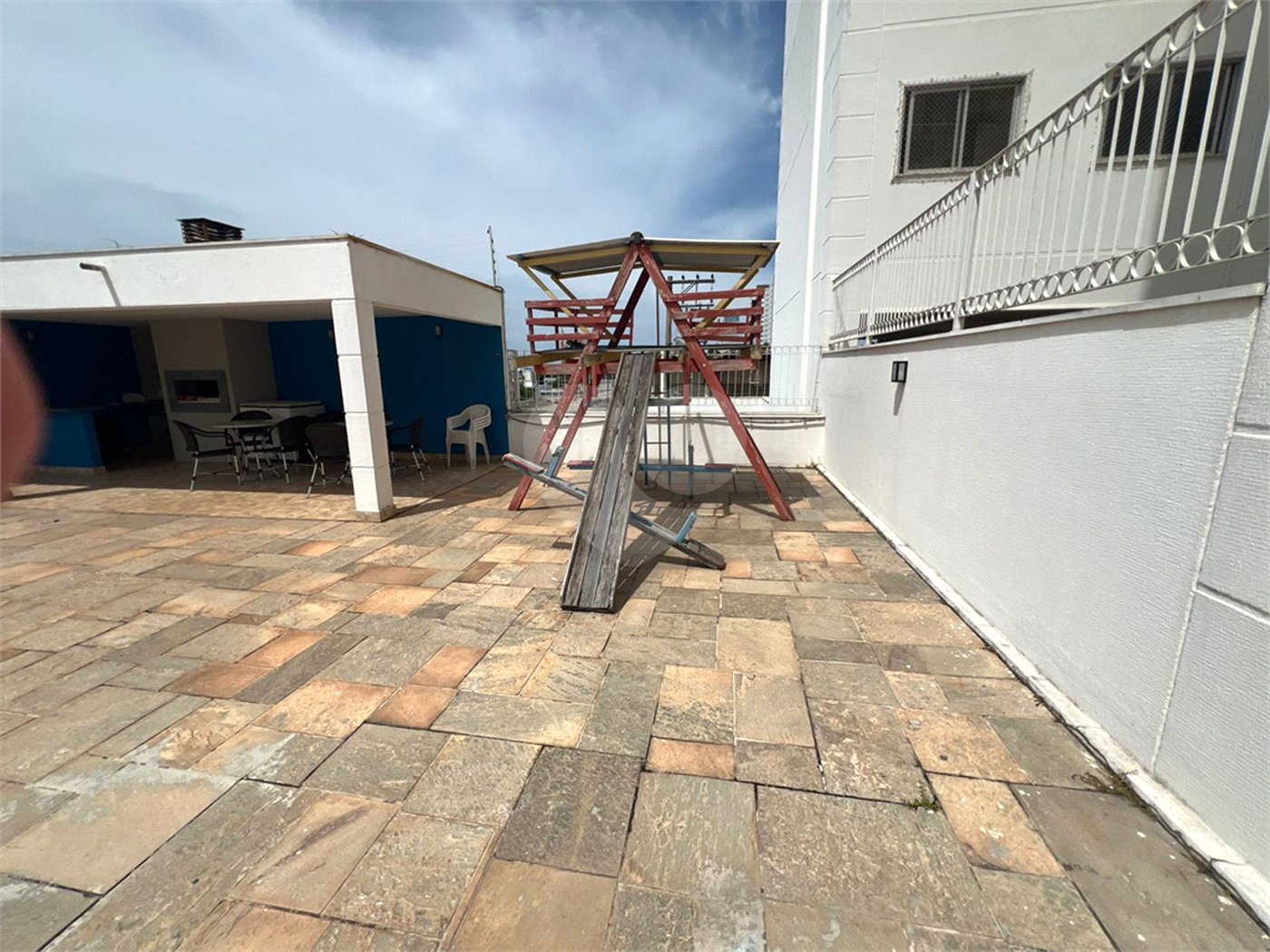 Apartamento à venda com 2 quartos, sendo 1 suíte, em Araés, Cuiabá, MT