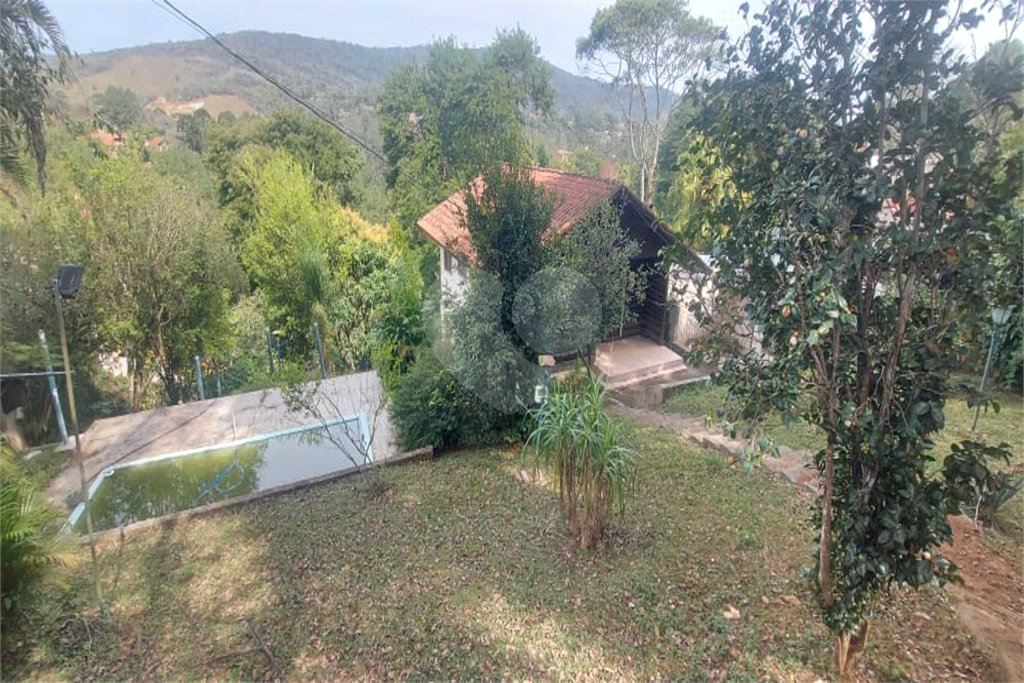 Casa à venda com 3 quartos no condomínio Cinco Lagos, Mairiporã - SP