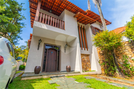 Casa à venda com 4 suítes em Jardim Marajoara, São Paulo, SP