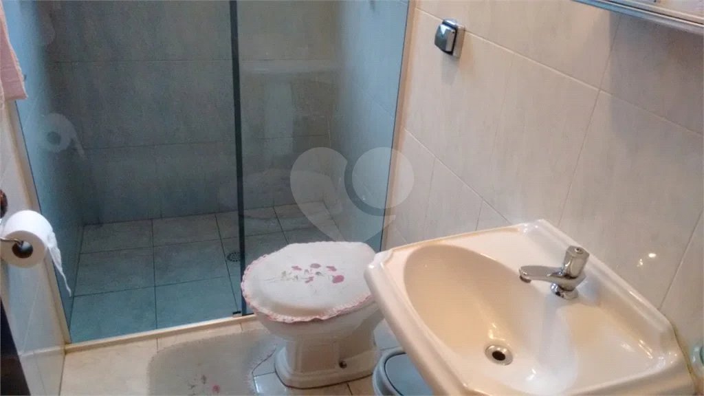 Sobrado à venda com 3 quartos, sendo 1 suíte, em Vila Galvão, Guarulhos, SP