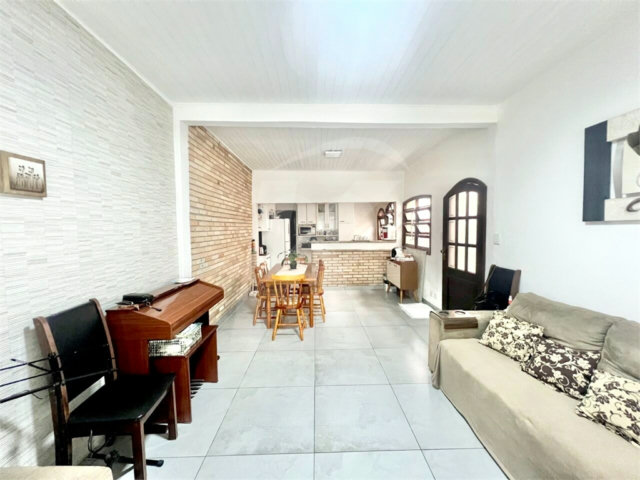 Casa Térrea à venda com 2 quartos, sendo 1 suíte,  em Tremembé, São Paulo, SP