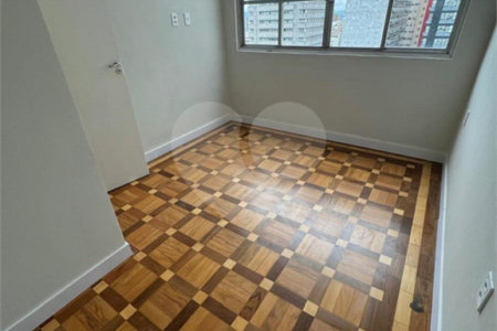 Apartamento à venda com 4 quartos, sendo 1 suíte, em Bela Vista, São Paulo, SP
