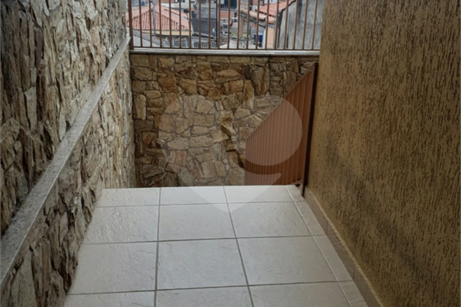 Sobrado à venda com 3 quartos, sendo 1 suíte, em Vila Nova Cachoeirinha, São Paulo, SP