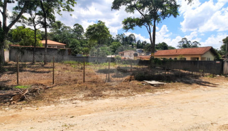 Terreno à venda em Mantiqueira, Mairiporã, SP