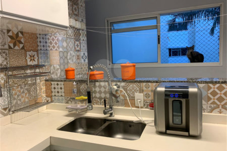 Apartamento à venda com 3 quartos, sendo 2 suítes, em Cidade São Francisco, São Paulo, SP