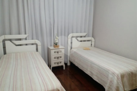 Apartamento à venda com 4 quartos, sendo 1 suíte, em Vila Andrade, São Paulo, SP