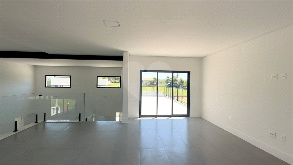Casa à venda com 5 suítes no condomínio Terras de Mont Serrat, Salto - SP