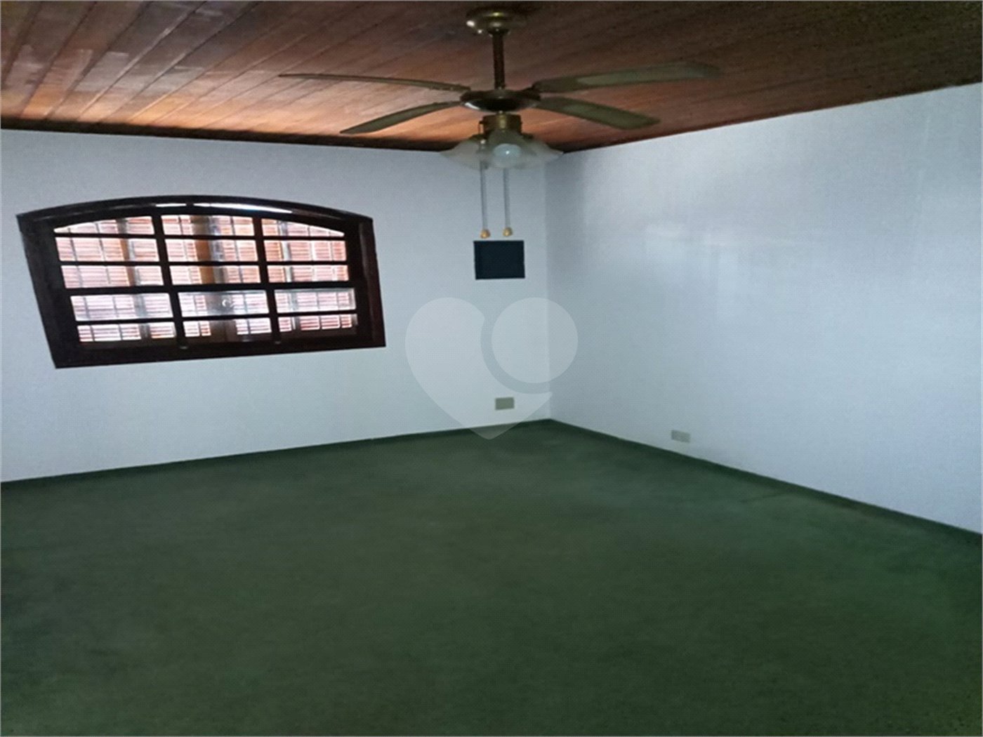 Sobrado à venda com 4 quartos, sendo 1 suíte, em Vila Nova Mazzei, São Paulo, SP