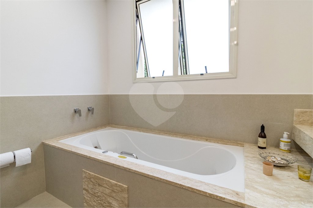Apartamento à venda com 4 suítes em Vila Mariana, São Paulo, SP