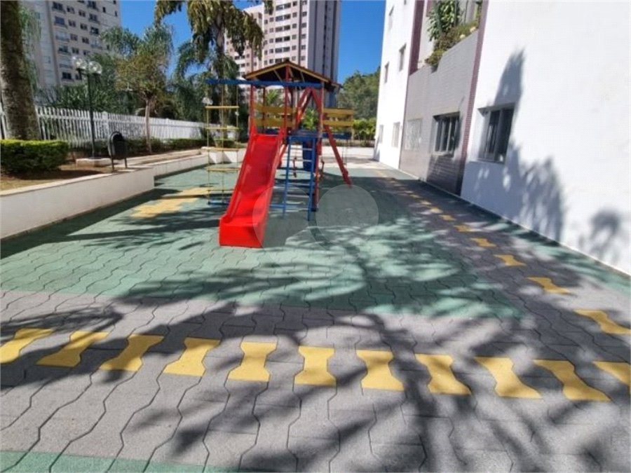 Apartamento à venda com 2 quartos, sendo 1 suíte, em Jardim Ester, São Paulo, SP