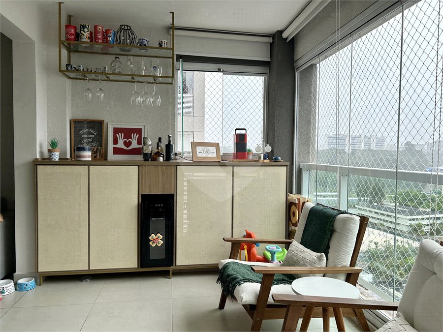 Apartamento à venda com 2 quartos, sendo 1 suíte,  em Jardim Dom Bosco, São Paulo, SP