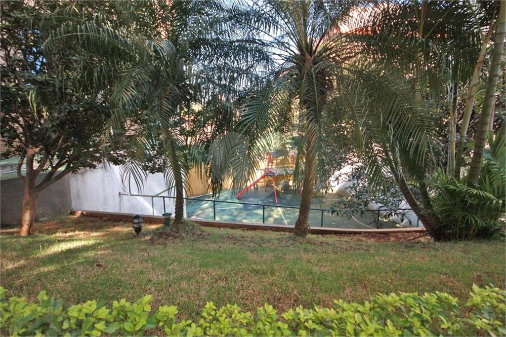 Apartamento à venda com 3 quartos, sendo 1 suíte, em Vila Mariana, São Paulo, SP