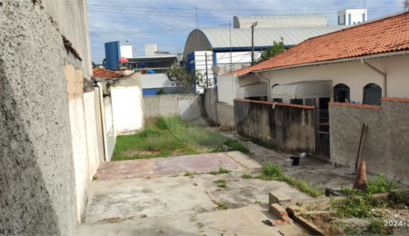 Terreno à venda em Parque IX de Julho, São Roque, SP