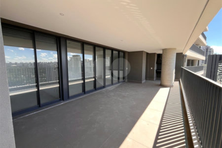 Apartamento à venda com 3 suítes em Pinheiros, São Paulo, SP