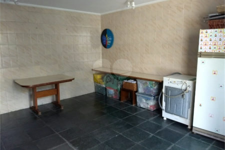 Casa à venda com 3 quartos, sendo 1 suíte, em Vila Galvão, Guarulhos, SP
