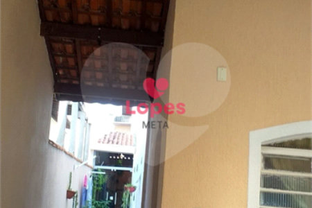 Casa à venda com 3 quartos em Parque Residencial Flamboyant, São José dos Campos, SP
