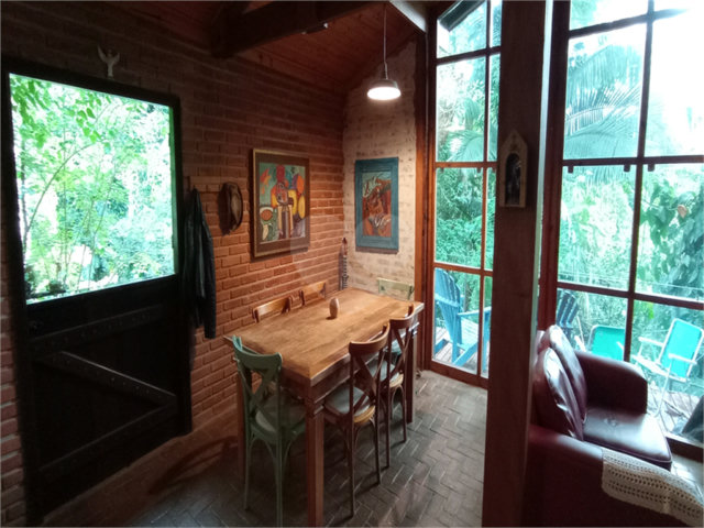 Casa Térrea à venda com 3 quartos, sendo 1 suíte,  em Serra da Cantareira, Mairiporã, SP