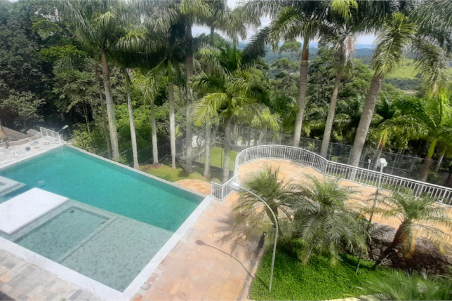 Casa à venda com 6 suítes no condomínio Sausalito, Mairiporã - SP
