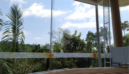 Casa à venda com 4 suítes no condomínio Parque Imperial, Mairiporã - SP