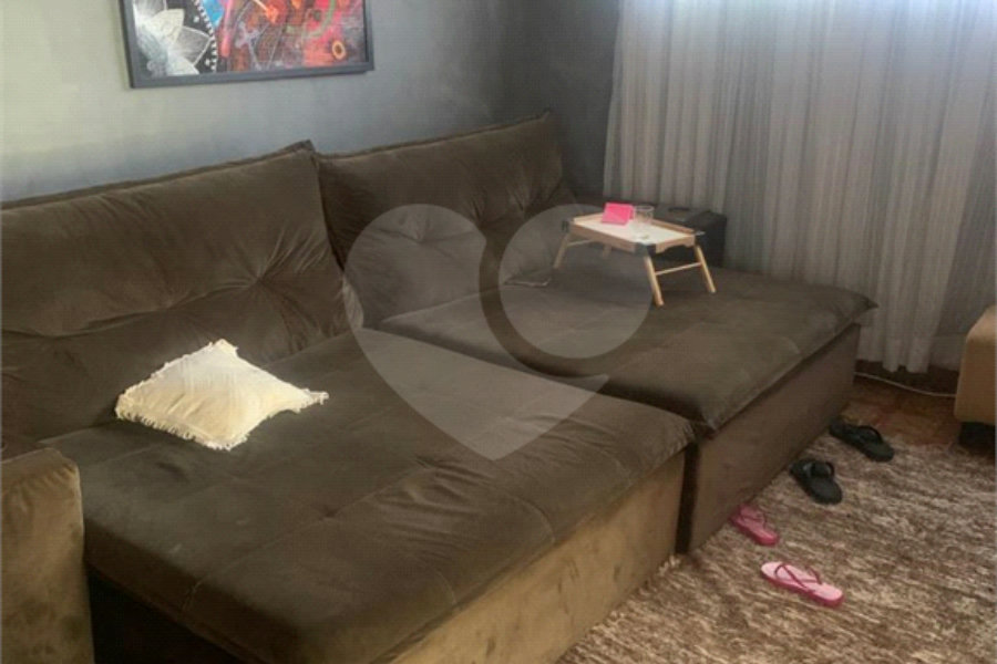 Sobrado à venda com 4 quartos, sendo 2 suítes, em Horto, São Paulo, SP
