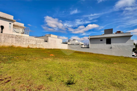 Terreno à venda no condomínio Colinas do Sol, Sorocaba - SP